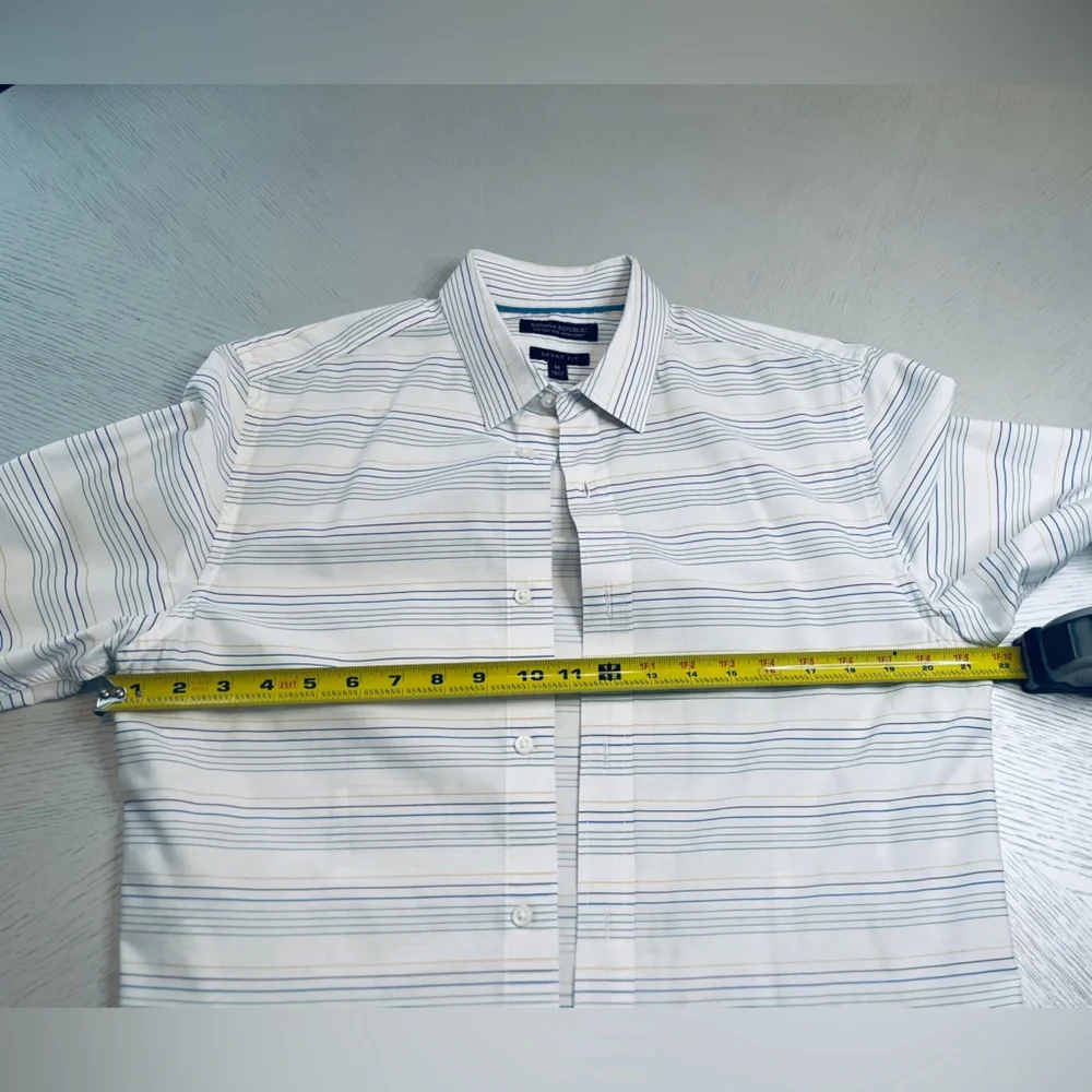 Banana Republic Grant Fit Pinstripe Button Down Shirt Medium